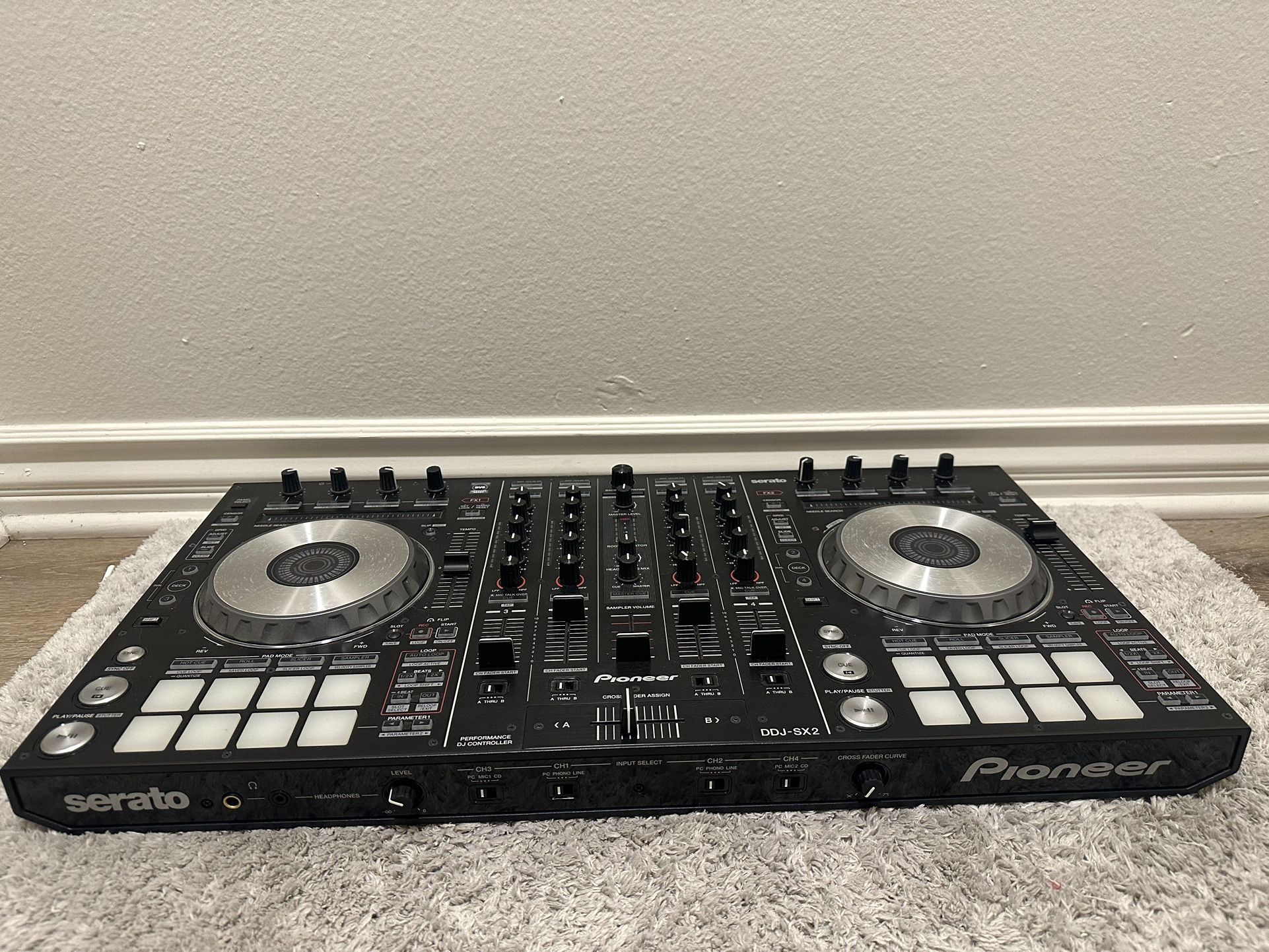 Pioneer DDJ-SX-W コントローラー DDJ-SX-W (archived) PERFORMANCE DJ