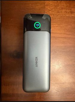 Anker 24000 mah power bank like new 0 cycle, include box cable and bag