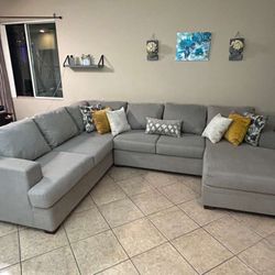 Beautiful Light Grey Sectional Couch From Living Spaces