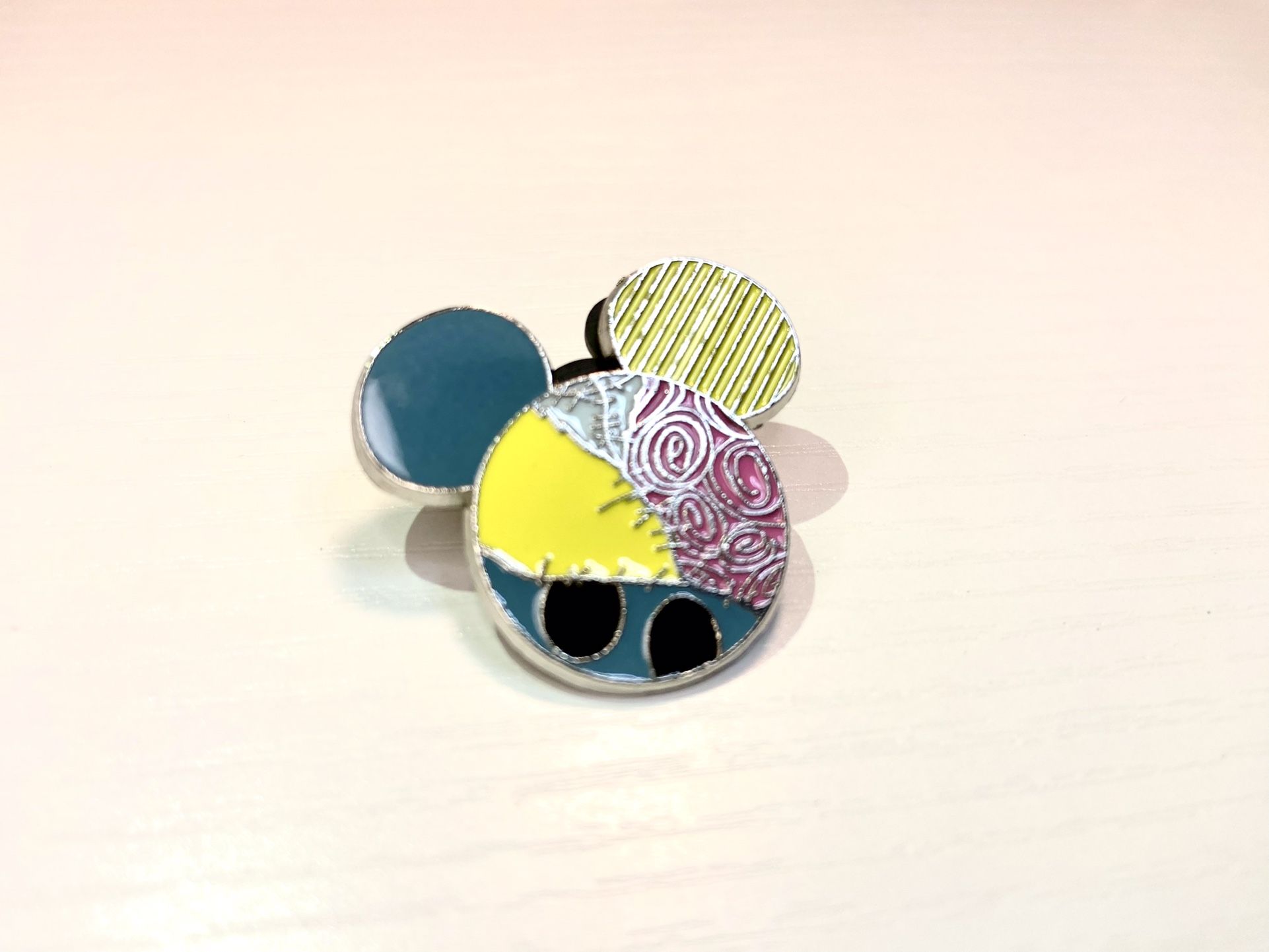 Vintage multicolored Mickey Mouse pin disney
