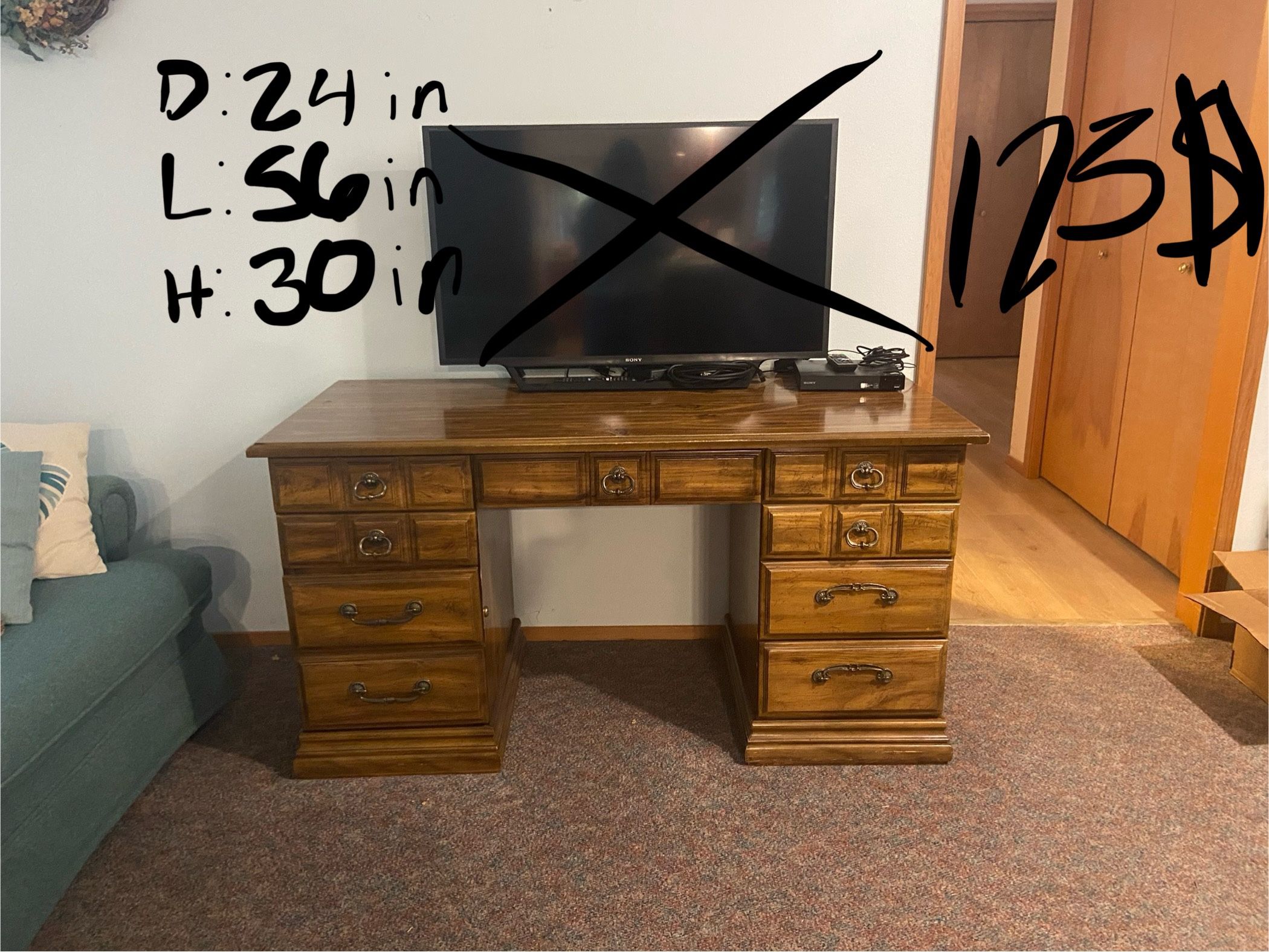 Beautiful Vintage Desk 