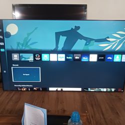 Samsung Smart TV 85 INCH, Only Used For 1 Month