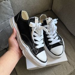 Maison Mihara canvas low size 10.5 men’s / 44 EURO