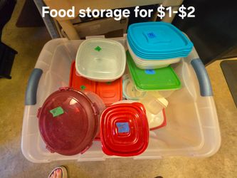 Tupperware with lids $1 - $2 ea