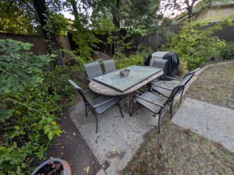 Outdoor Wood table w/chairs