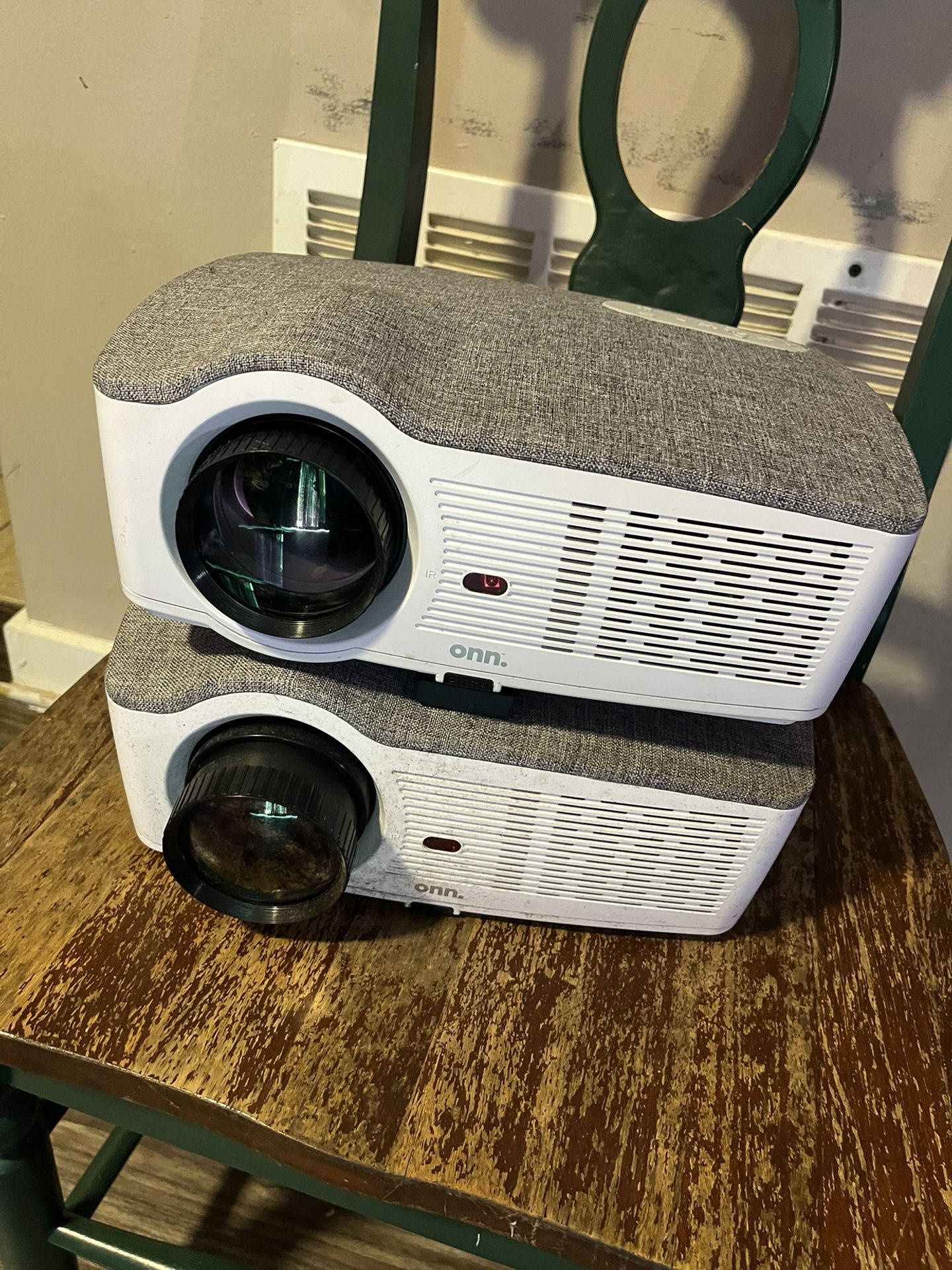 1 Onn. 150 inch Class HD LED Projectors