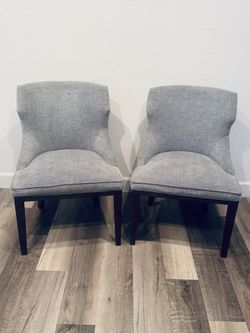 Accent Chairs (x2)