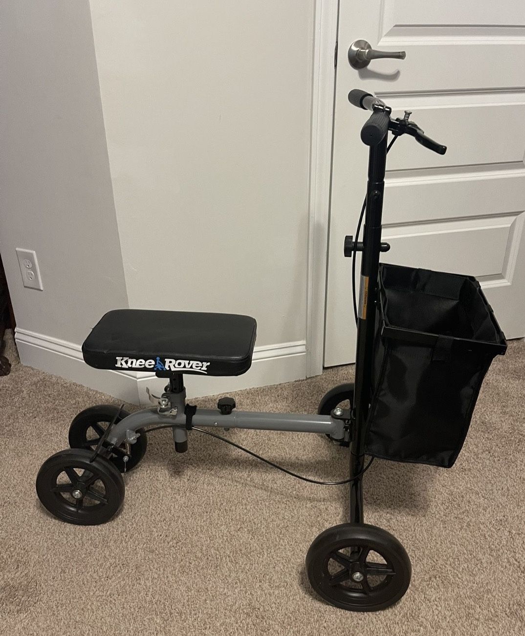 Knee River With Front Basket