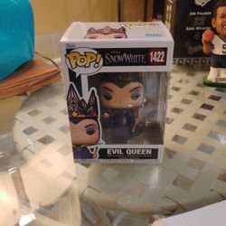 Snow White Evil Queen Pop Queen 