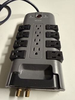 Belkin 12 Outlet PivotPlug Surge Protector with Coax Protection