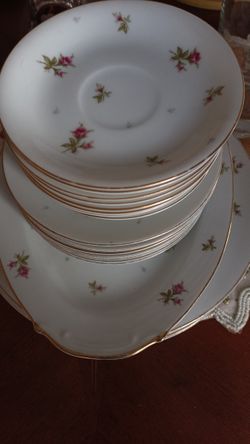 Minuet Gold Rosebud Dinner Plate Saucer Plates One Small Serving Platter