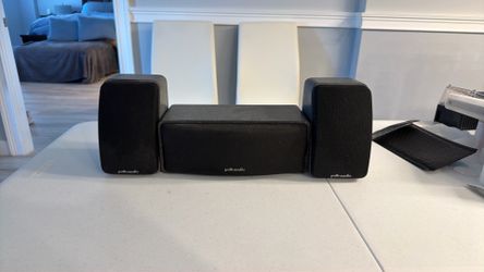 Stereo speakers