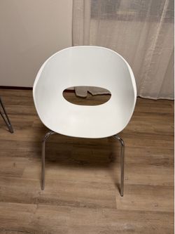 CB2 White Orbit Chair - Excellent Condition