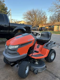42” Husqvarna Riding Lawnmower
