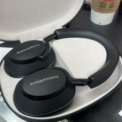 BOWERS & WILKINS