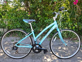 Fuji Absolute 4.0 700c Aluminum Fast Light Fitness Hybrid Bike 26lbs!