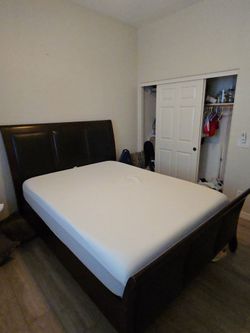 Queen size bed
