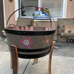 Wine Barrel Art Deco 