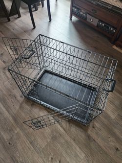 Large metal pet kennel