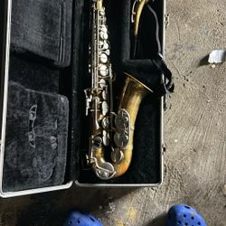 Saxophone 