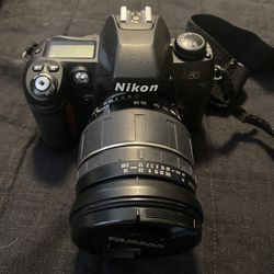 Nikon N80 F80 Camera with Lense, Case & Tripod