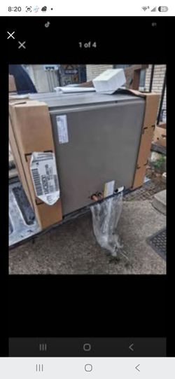 New 3 ton horizontal coil 410A.     XAFB36DBCN1