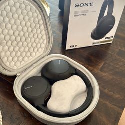  Sony WH-CH710H  HEADPHONE Like New
