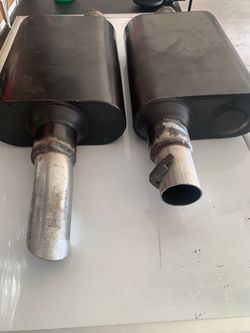 Pair Flowmaster 40 Series Mufflers 2.25” – Only ~150 Miles