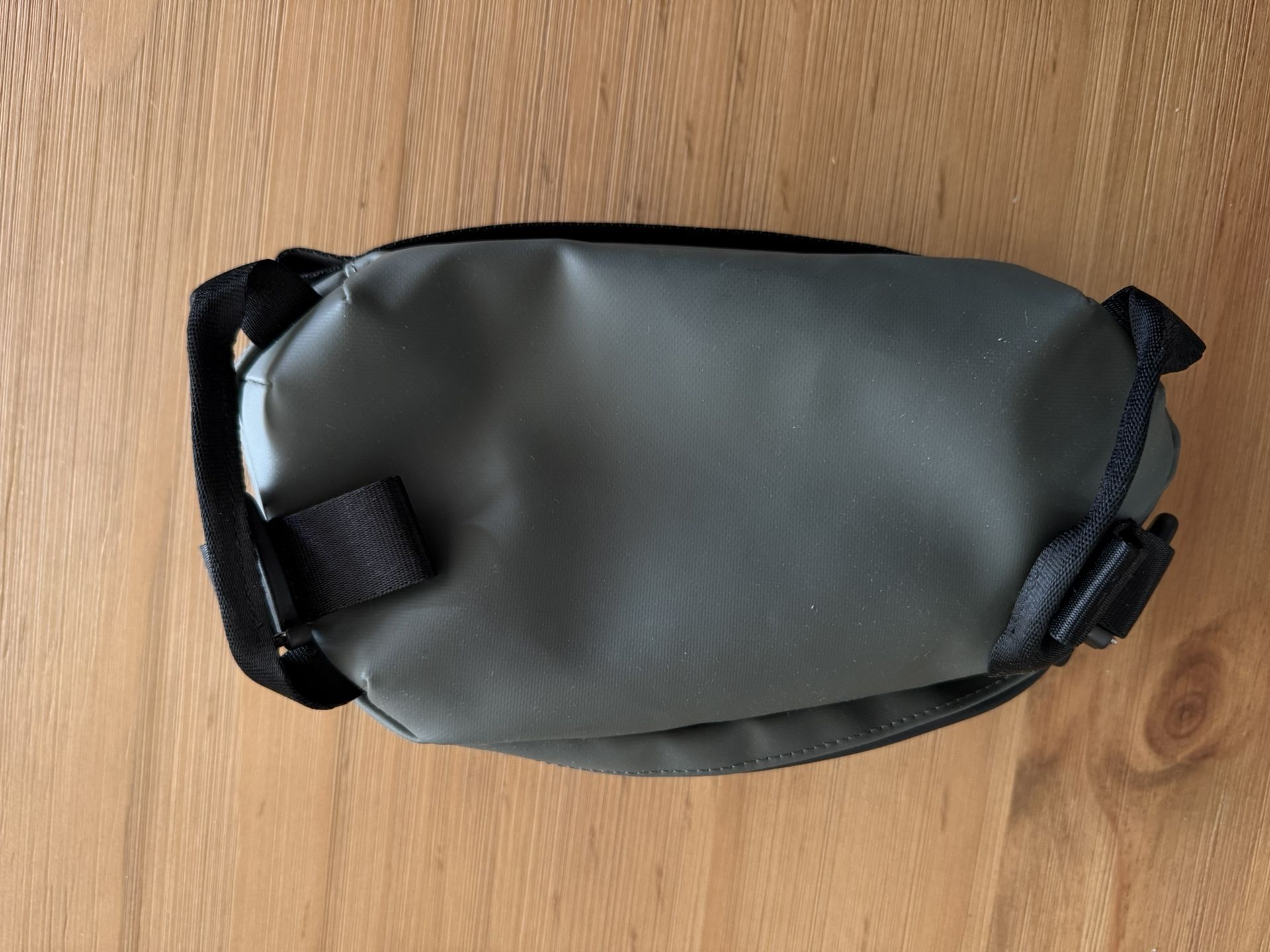 Wandrd Tech Bag - Medium