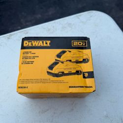 📌DEWALT 20V MAX Compact Lithium-Ion 3.0Ah Battery Pack) 👉PRECIO FIRME NO MENOS👉$100