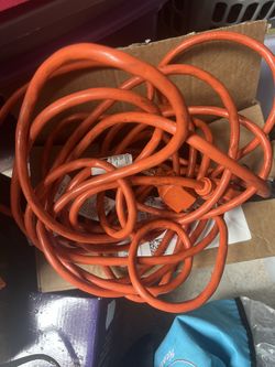 25 ft indoor/ outdoor extension cord