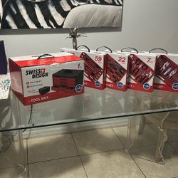 Tool Set and Toolbox 