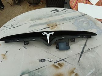 2021-2022-2023-2024-2025 Tesla model x Front Bumper Fascia   T Badge oem used