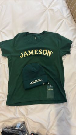 Jameson tshirt & beanie