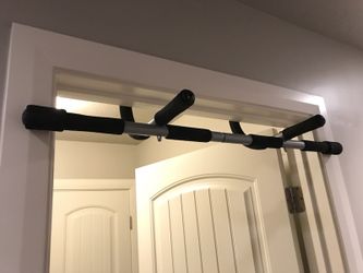 Pull up bar