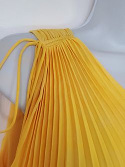 slim fit dress slacks Pleated Baggu Bag Mahogany main image 0