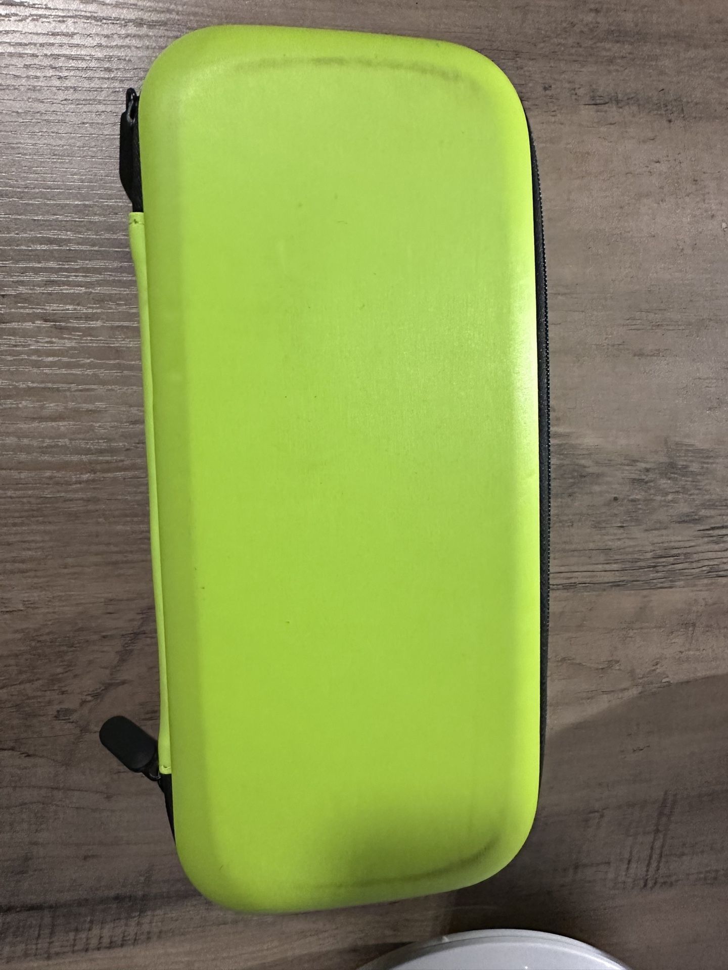 Nintendo Small Travel Case With Game Slot Holders