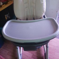 FOR SALE: GRACO HIGH CHAIR 