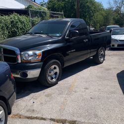2006 Dodge Truck 