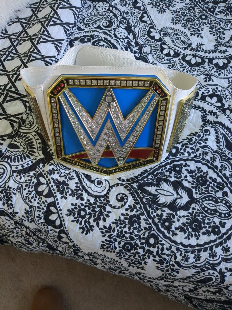 WWE Kids Title Autographed