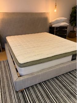 King size mattress pillow top 12”.     New mattress in a plastic sealed.    We offer same day delivery