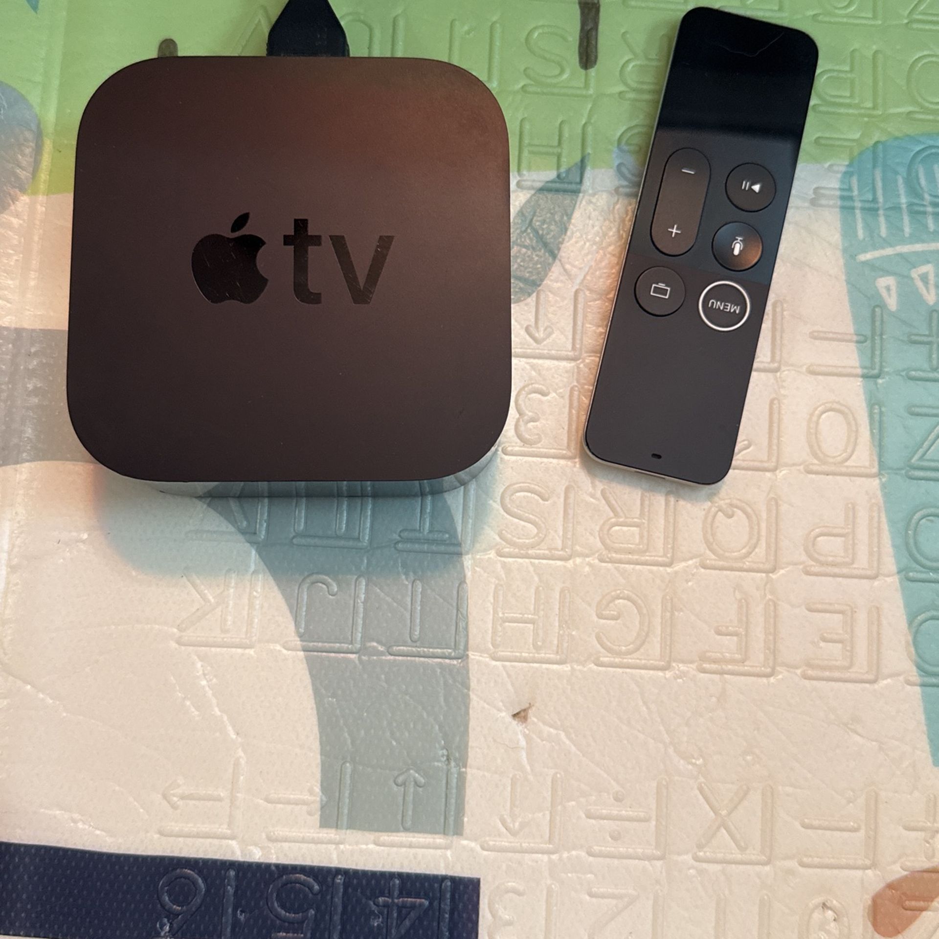 Apple TV (4th Generation) 64GB HD Media Streamer - A1625