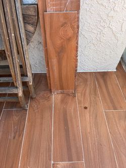 Wood-Look Vitrified Floor Tiles - Full Pallet