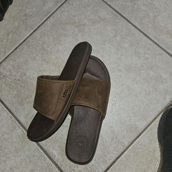 Brand New UGG Mens Leather Slippers