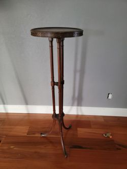 Solid wood plant stand