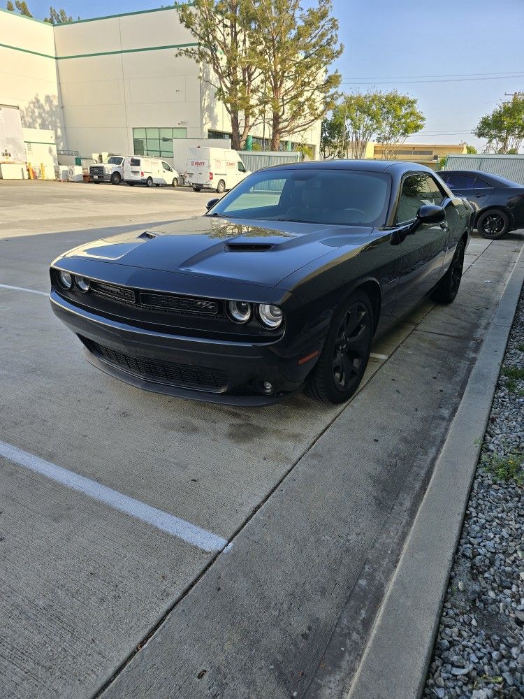 2017 Dodge Challenger