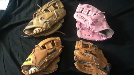 Kids Gloves -2 WILSON -1 -FRANKLEN -1 SPALDING