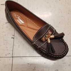 Forever Comfort Women's Black Loafers