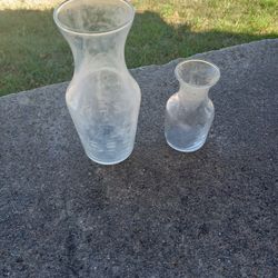 2 Glass Vases