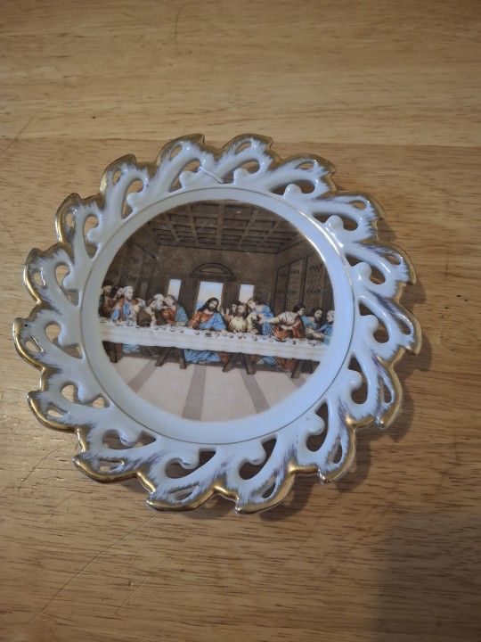 Vintage “The Last Supper” - 22 KT(?)Gold Trim 8” Religious Plate Christian